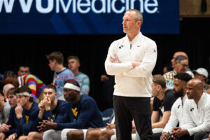 Darian DeVries set to depart WVU, leaving for head coach position at Indiana